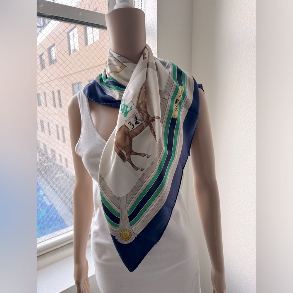 AUTH VINTAGE CELINE PARIS HORSE CARRIAGE LARGE SILK SCARF SHAWL MULTICOLOR WRAP